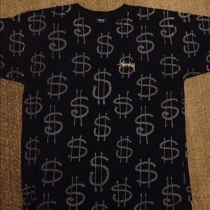 Stussy T-shirt size: Large